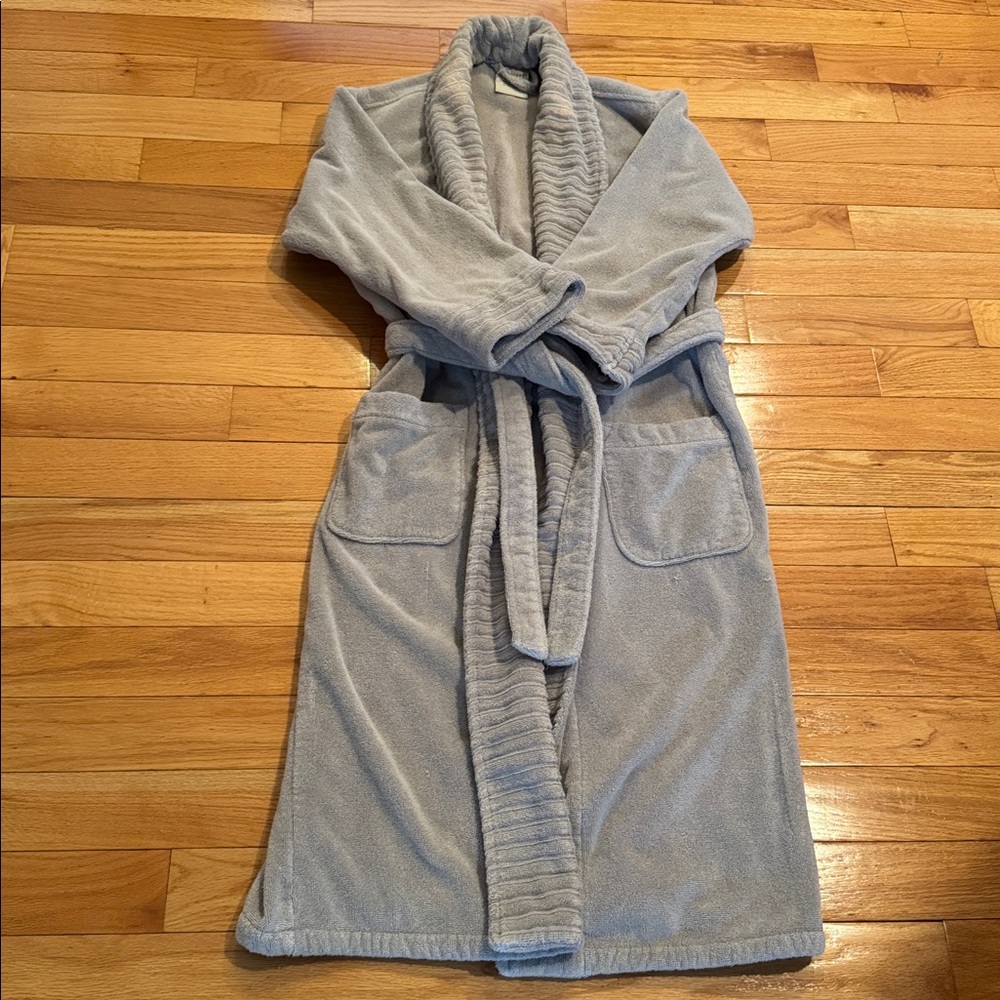 Pottery Barn Gray Terry Robe - Picture 2 of 8